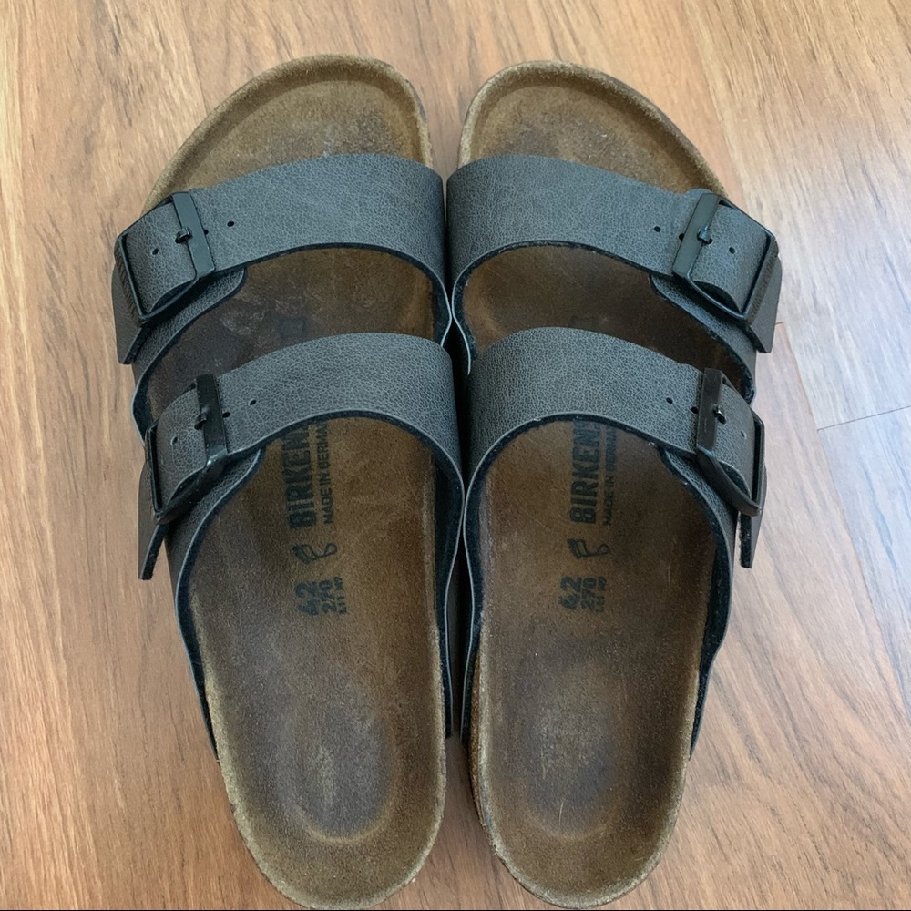 Birkenstocks Gray Men’s size 9-9.5/ Women’s 11-11.5